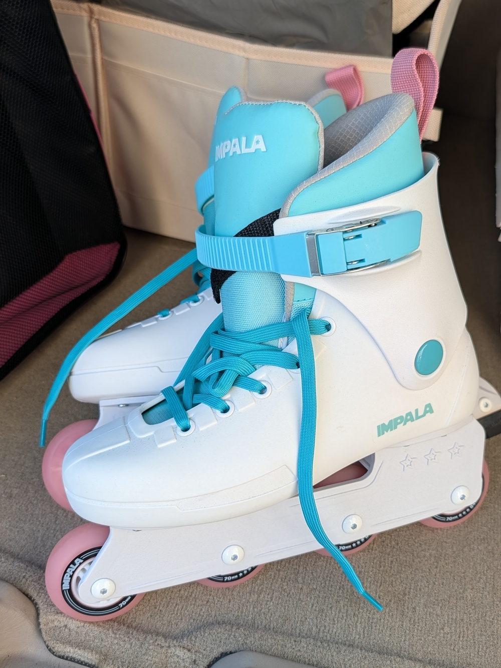 Impala Lightspeed Inline Skates White/Sky Blue Sz 10 + Bag, Pads & Guards